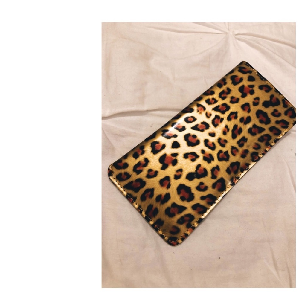 Cheetah print glasses case sleeve